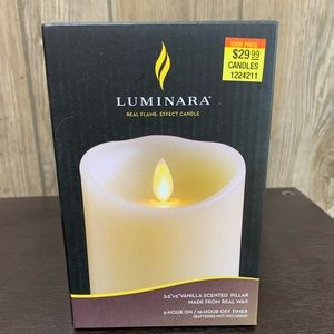 NWT Ivory Luminara Candle